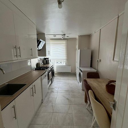 Flat, Apartment In Haggerston N1, Central ลอนดอน ภายนอก รูปภาพ